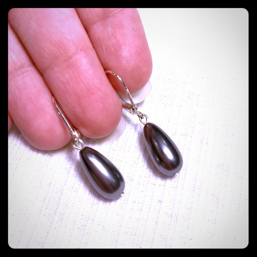 Gray faux pearl drop earrings