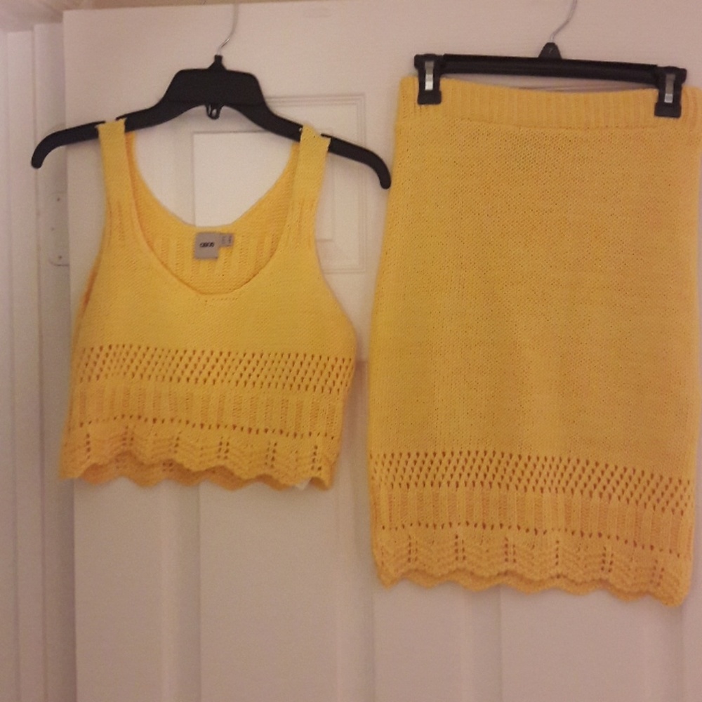 Two Piece Set