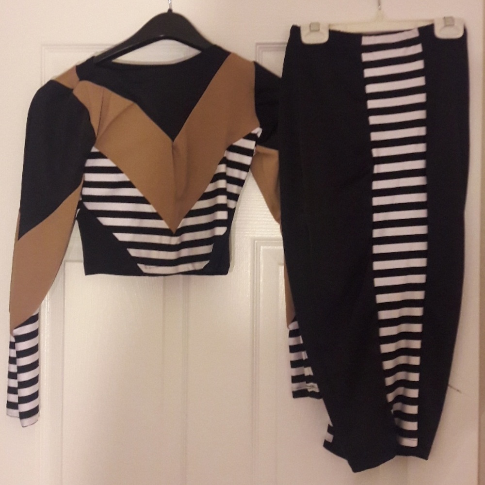 Two Piece Stretch Set