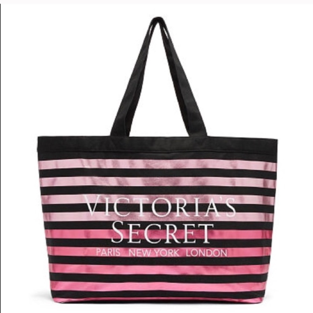 NWT Victoria Secret Weekender Bag