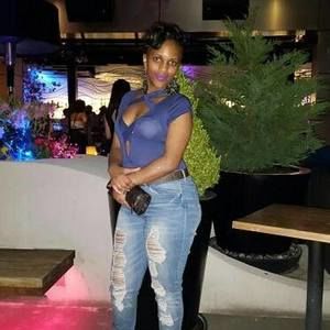 Meet your Posher, Esther