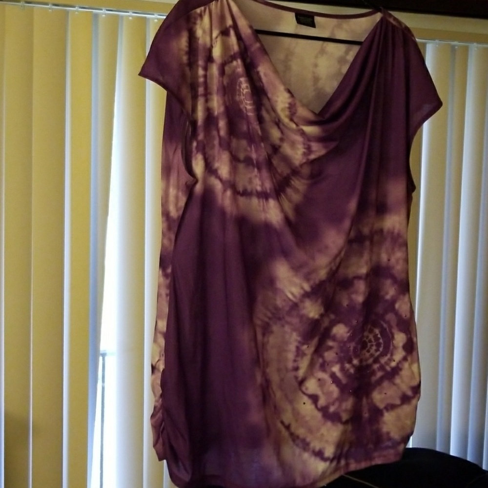 Women's clothing