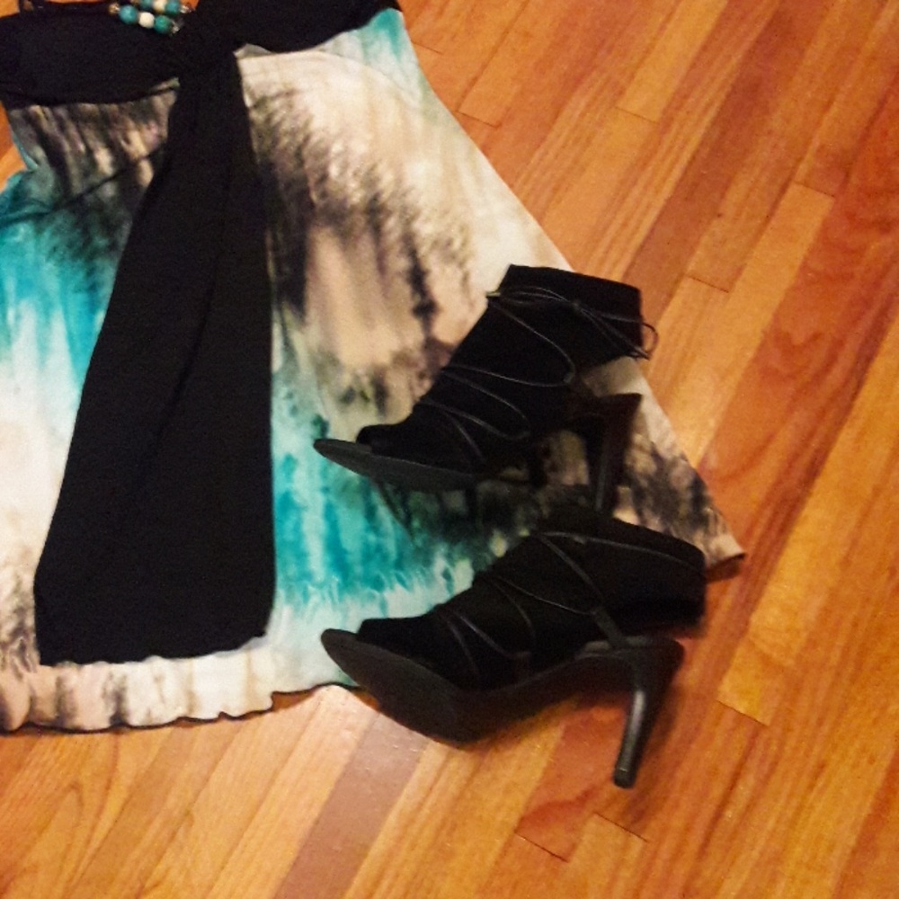 Franco Sarto peep toe