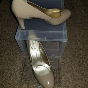 Shoes (heels)