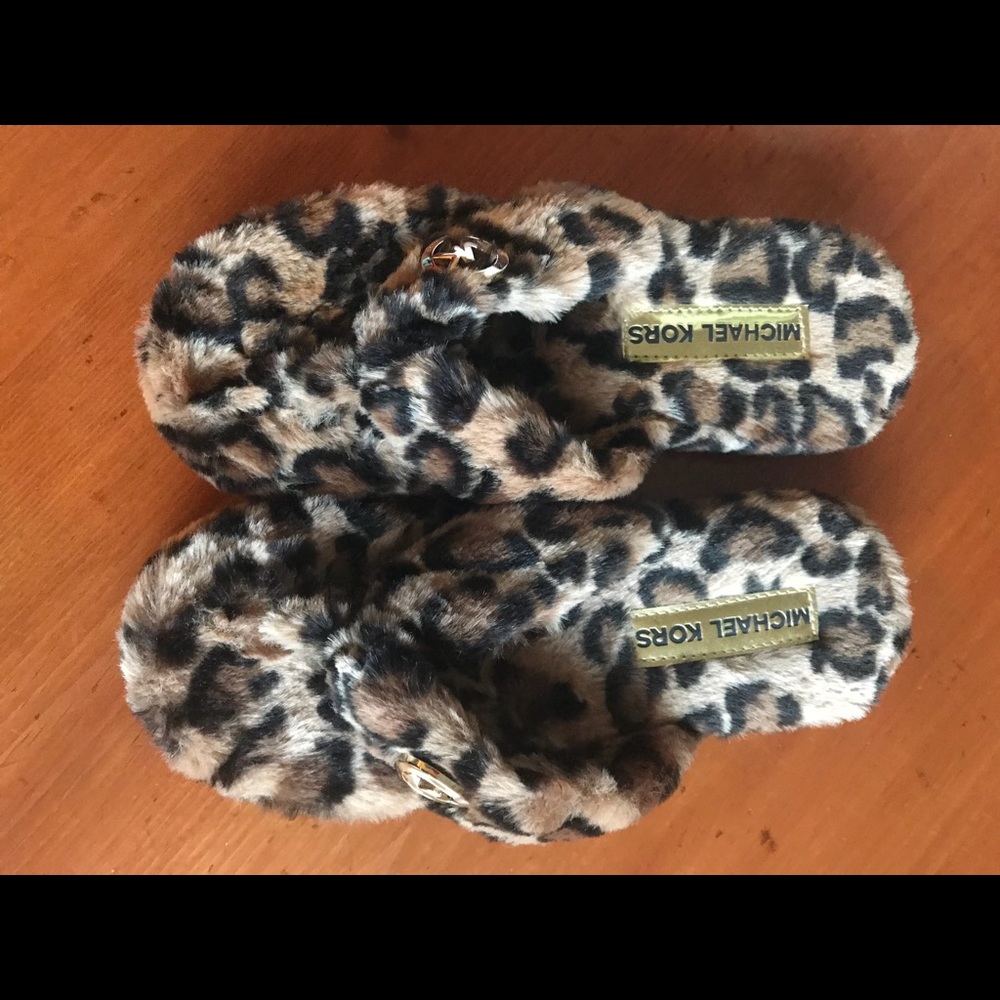 Micheal Kors Slippers