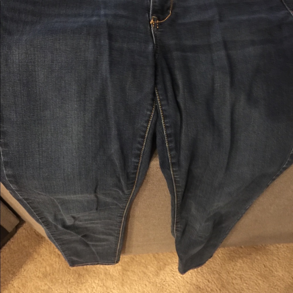 America Eagle 🦅 Jeans smoke free home