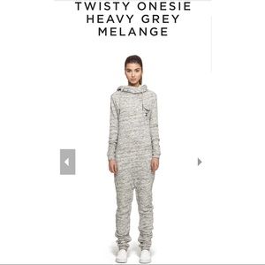 ISO! Twisty Heavy Grey Melange by OnePiece size XS