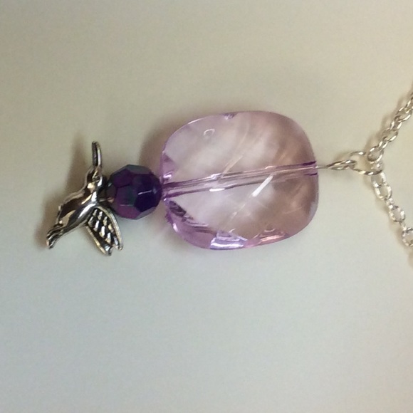 Hummingbird necklace, earrings, & bracelet - Picture 4 of 4