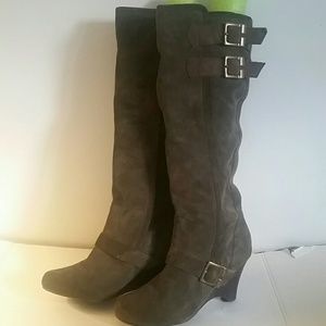 Naughty monkey brushed leather boot