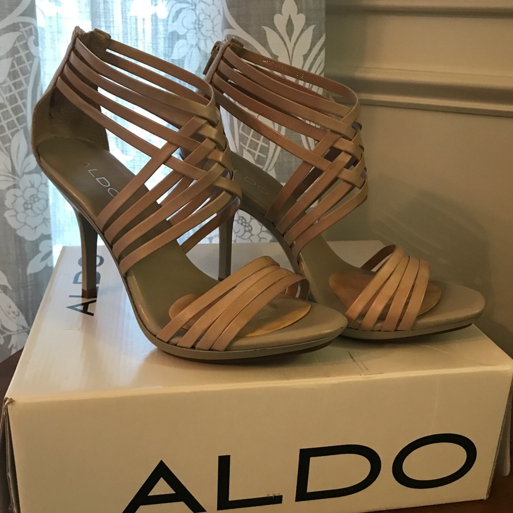 Aldo Macnamara strappy heel size 39!