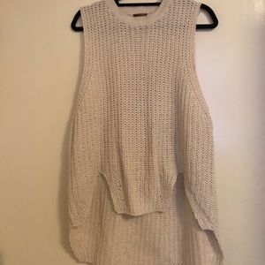 High low Creme tank sweater