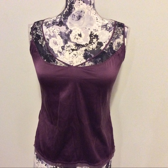 Silk top with lace and gauze details and stretch. - Picture 1 of 4