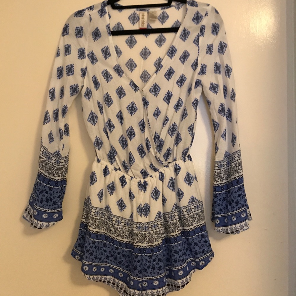 Patterned romper