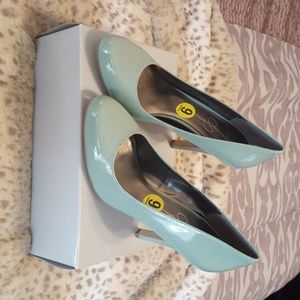 Jessica Simpson Heels