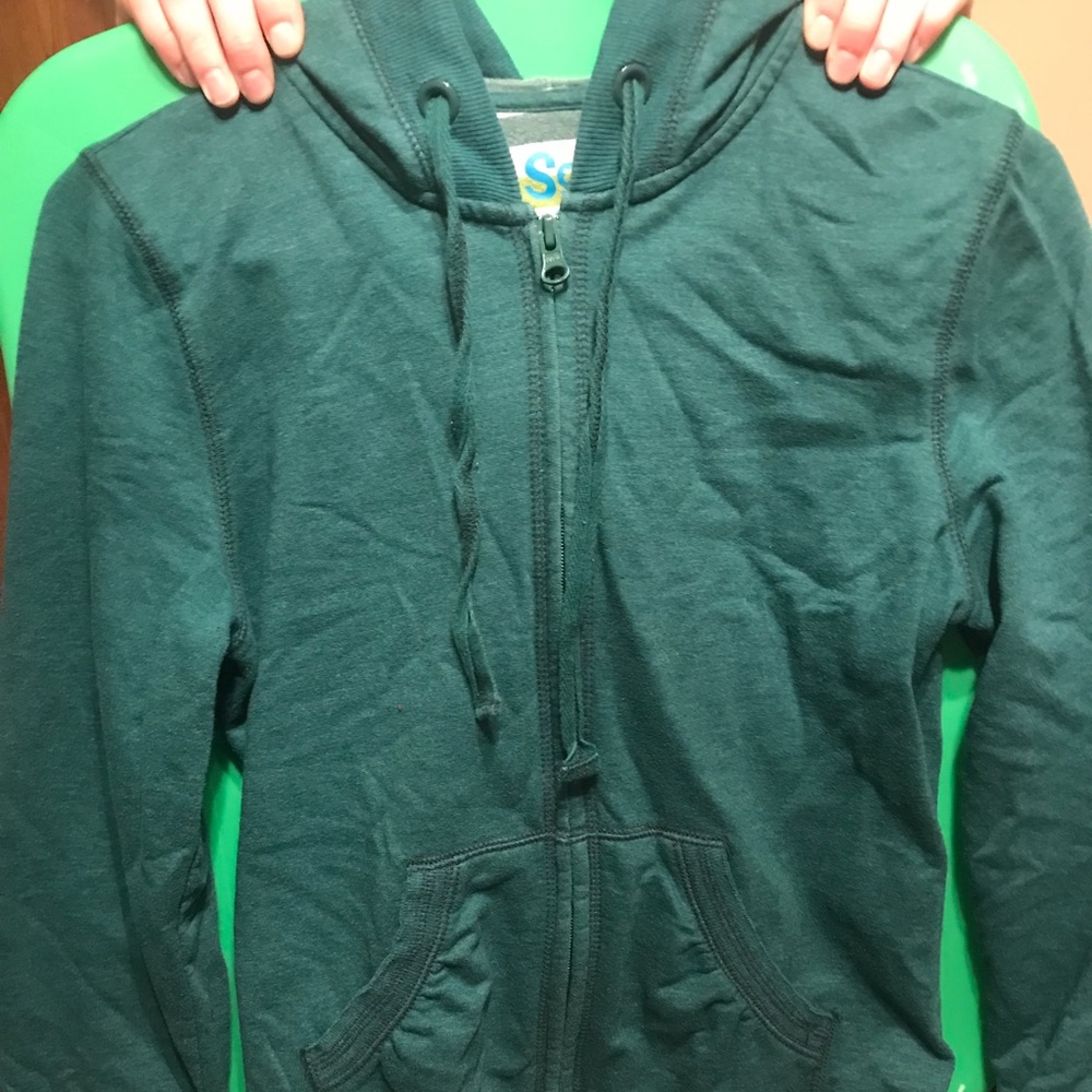 Kohl’s: Green fitted jacket