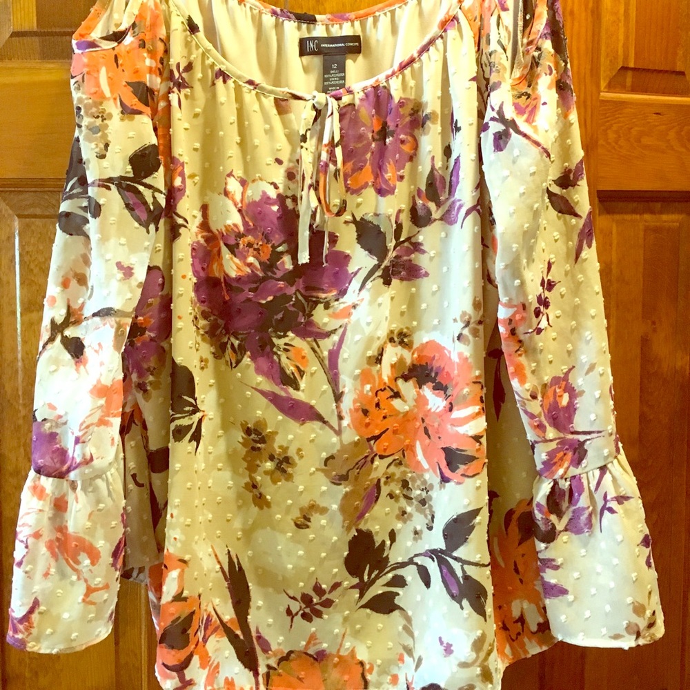 I.NC. Floral Raised Dot Could Shoulder Top