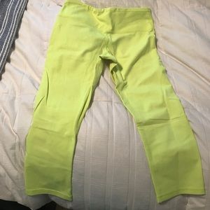 Glyder yoga/workout pant capris