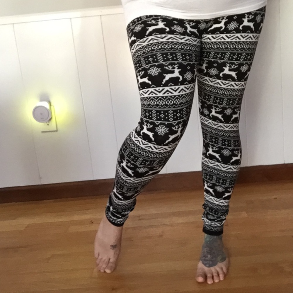 Sweater knit fair isle winter holiday leggings