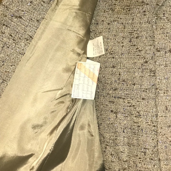 Authentic Giorgio Armani Women’s Pants Suit - Picture 6 of 8