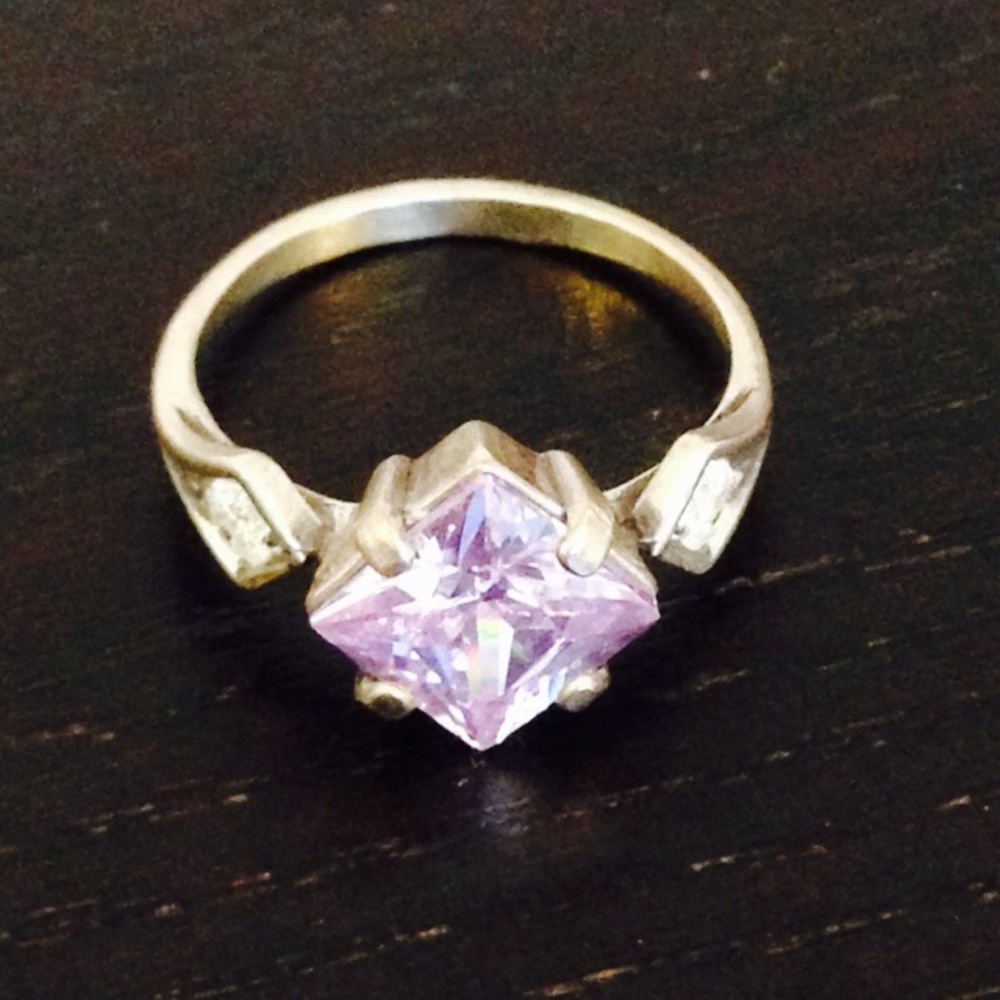 Vintage amethyst ring