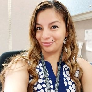 Meet your Posher, Monica