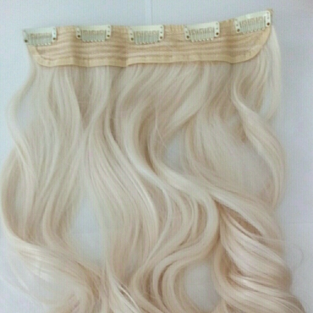 20 inch Blonde Clip In Human Hair Extensions