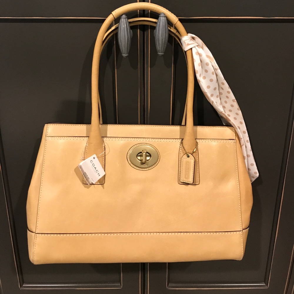 NWT Coach natural leather handbag