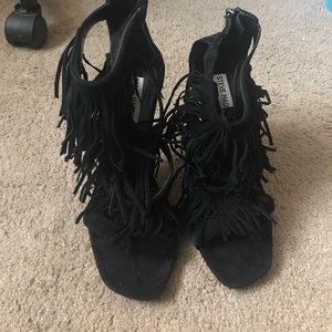 Never worn Steve Madden Fringly