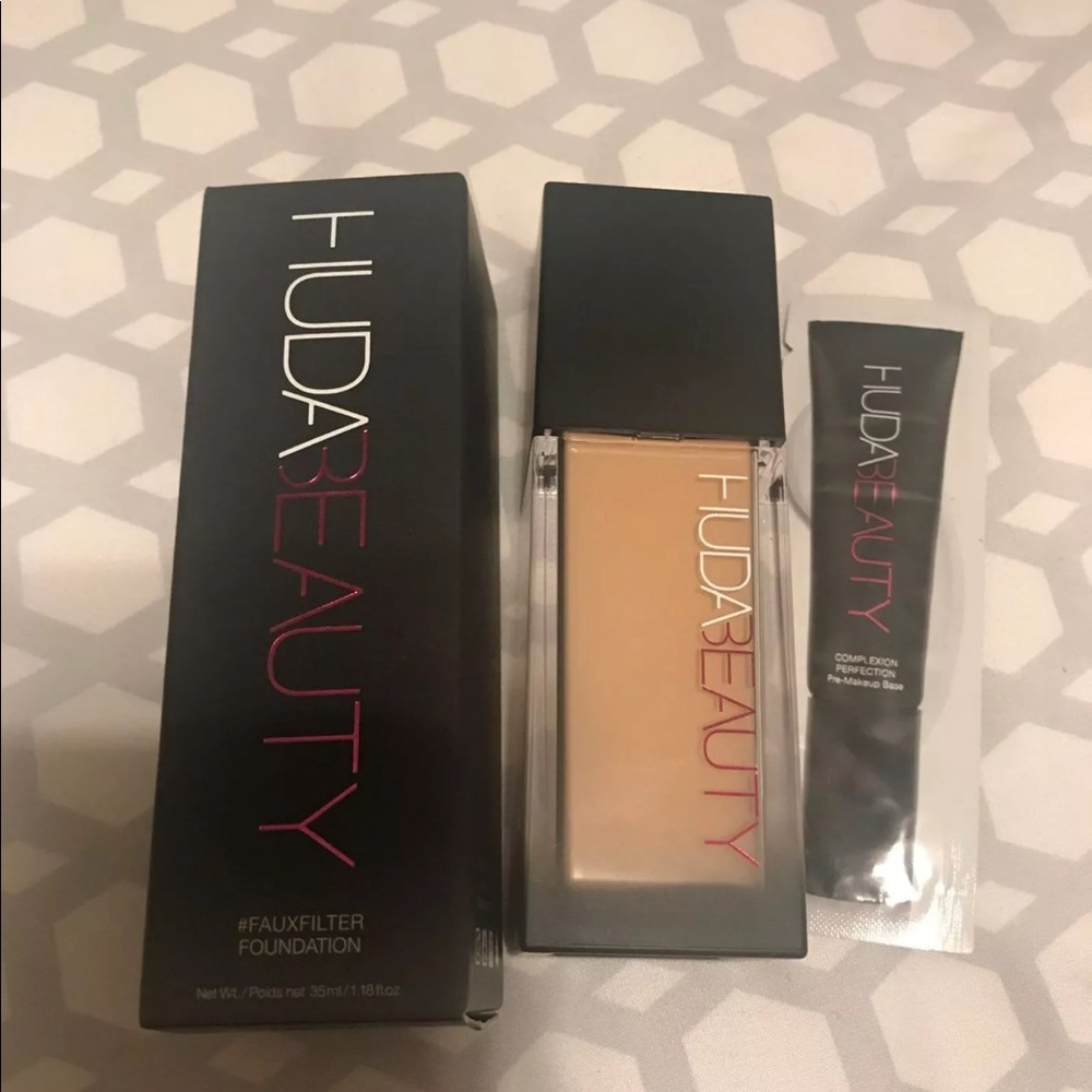 Huda beauty foundation