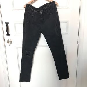 DL1961 black distressed denim Size 28