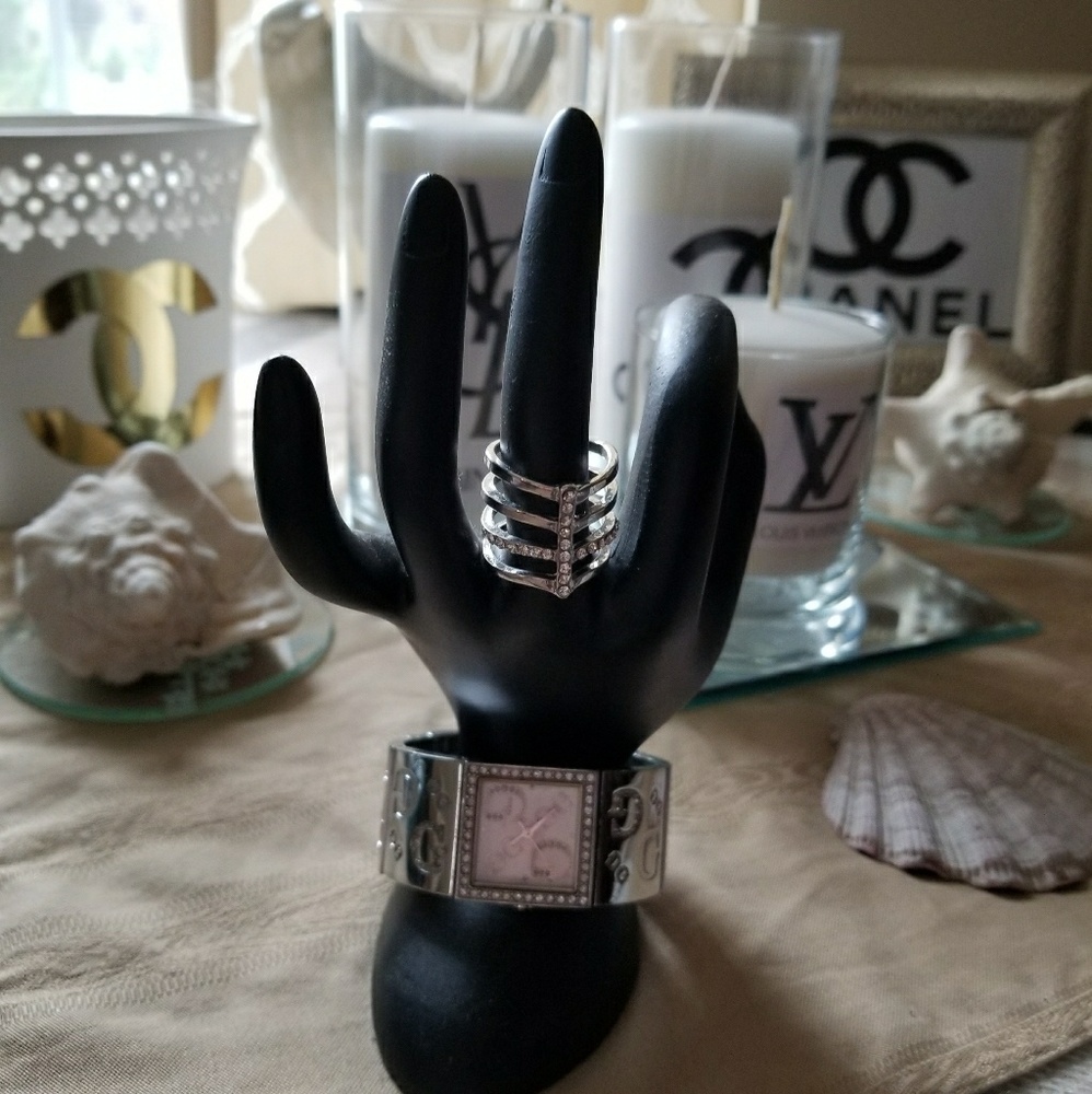 GUESS WATCH