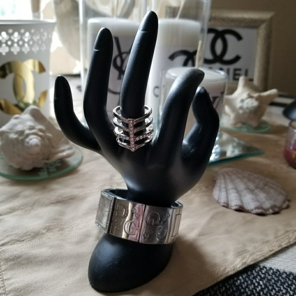 GUESS WATCH - Picture 2 of 7