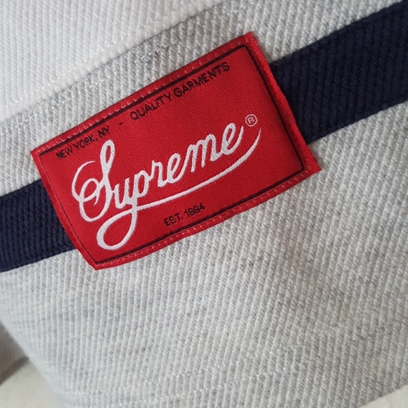 Supreme pullover - Picture 2 of 5