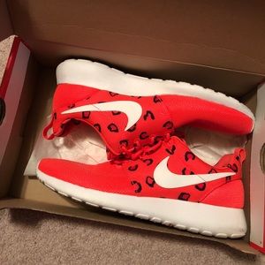 Women’s Nike Roshe Runs