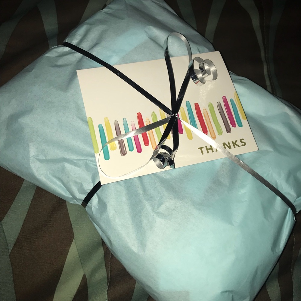 Packaging - Picture 2 of 3