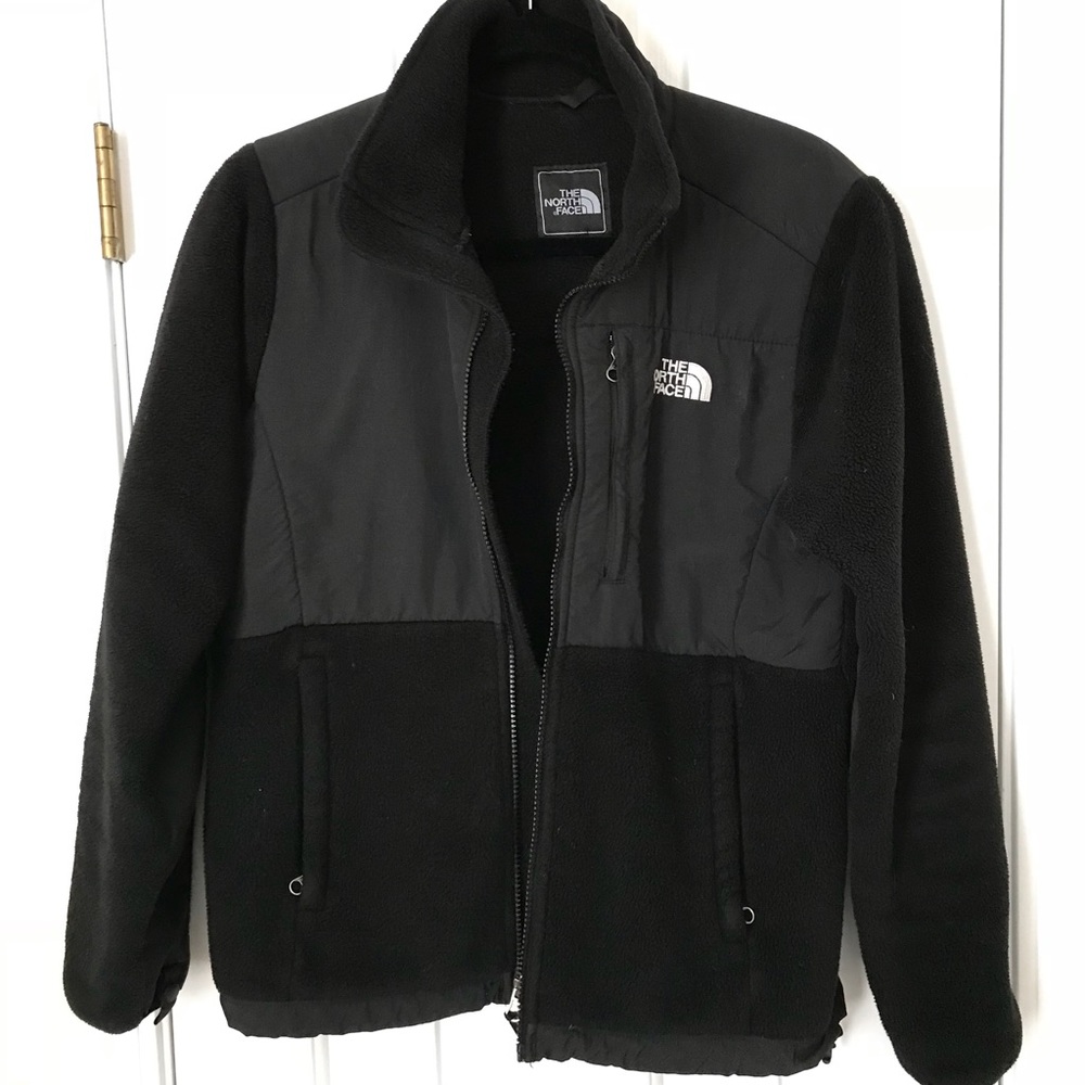 Women’s North Face Denali jacket