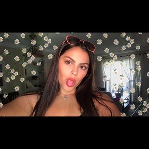 Meet your Posher, Isabella