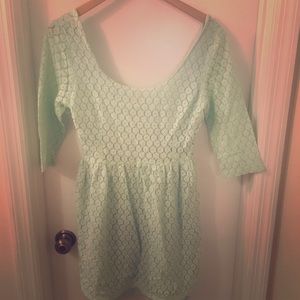 Mint green dress 😍