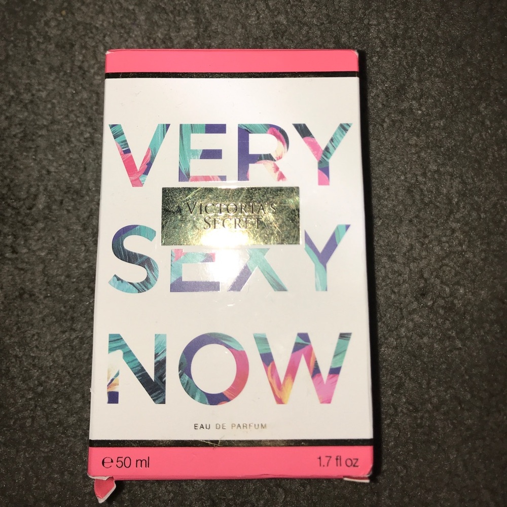 Sold via Mercari - Picture 1 of 6