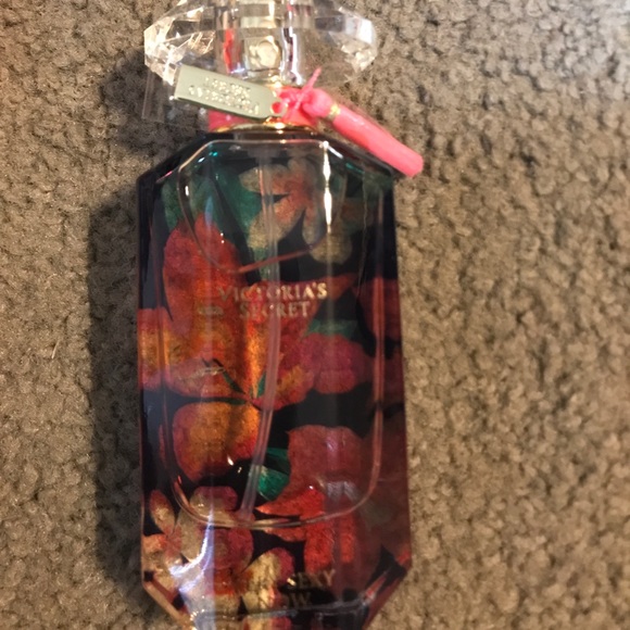 Sold via Mercari - Picture 5 of 6