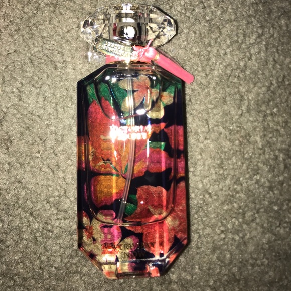 Sold via Mercari - Picture 6 of 6