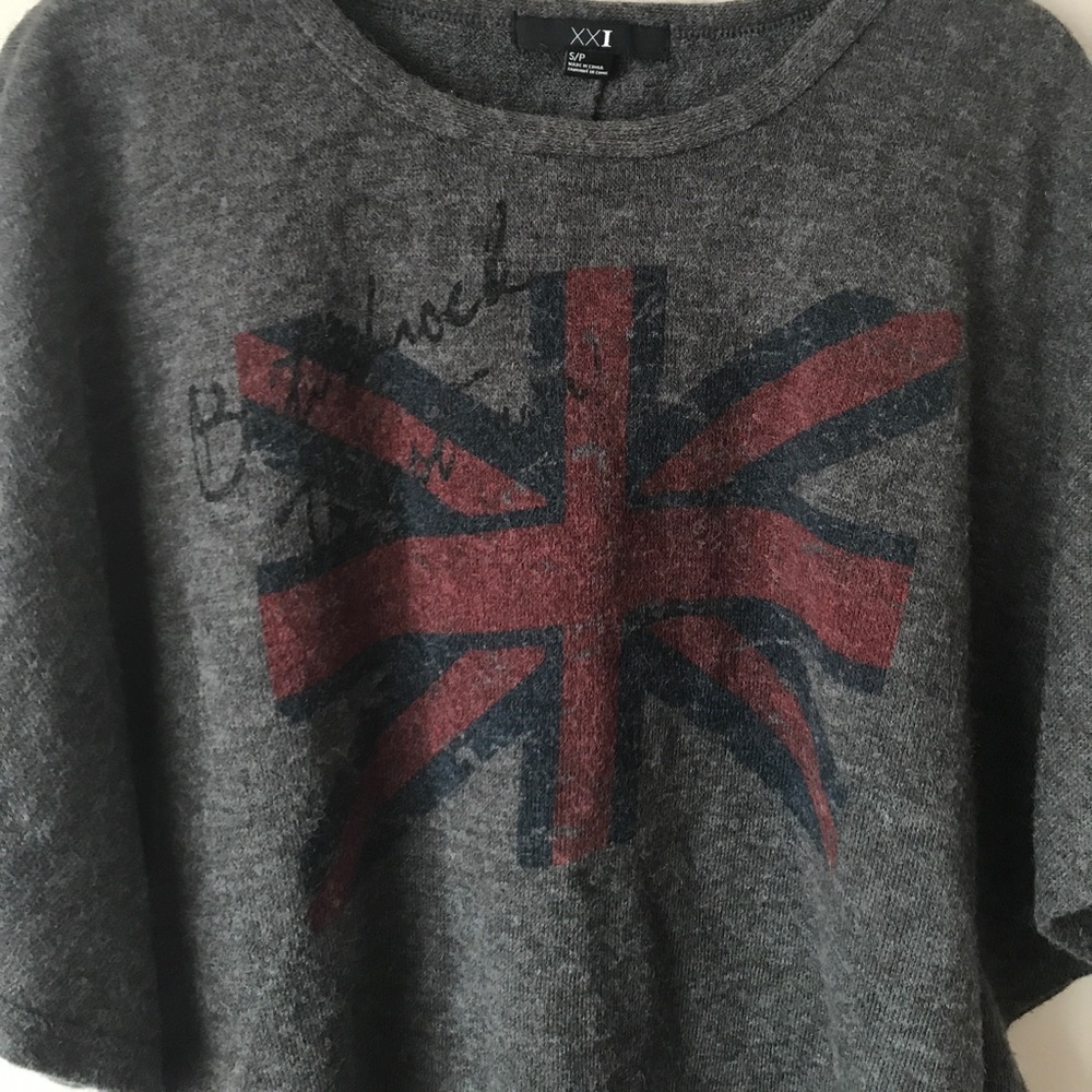 Forever 21 Half Sleeved Sweater 🇦🇺 - Picture 2 of 3