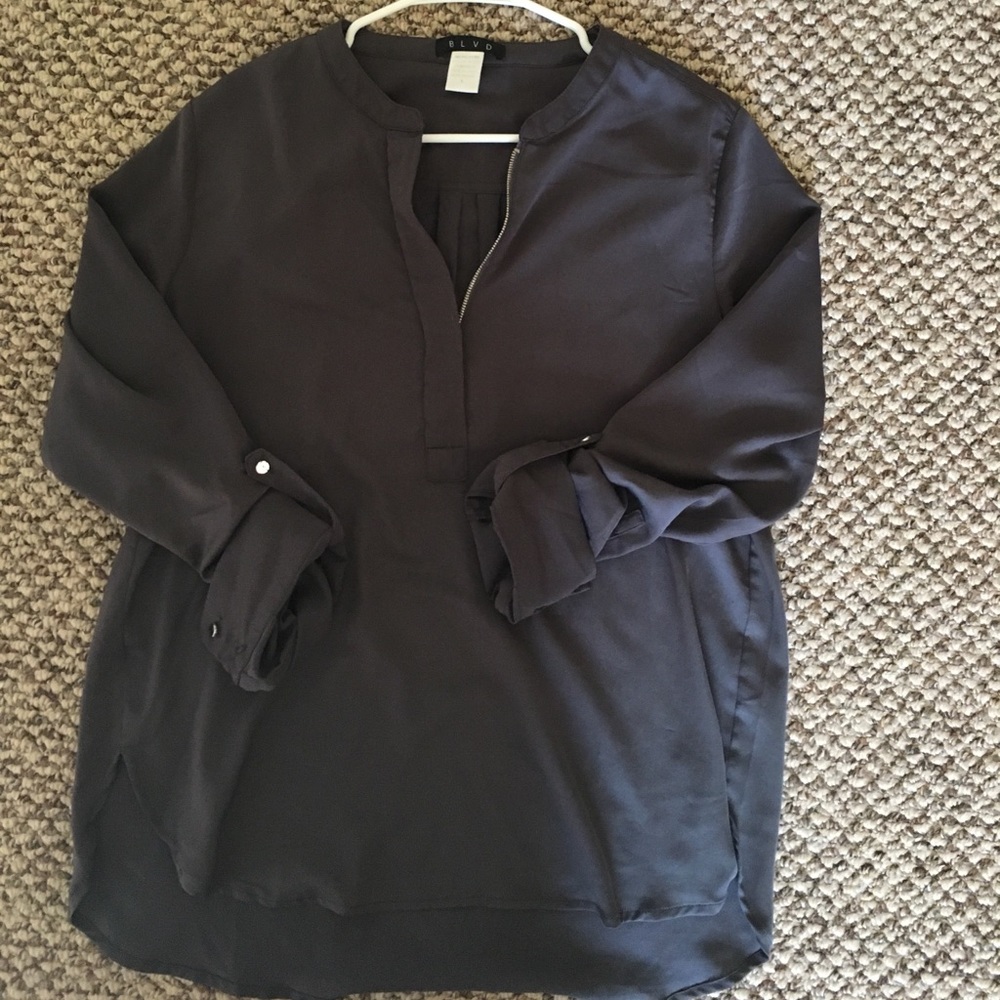Dark gray 3/4 blouse