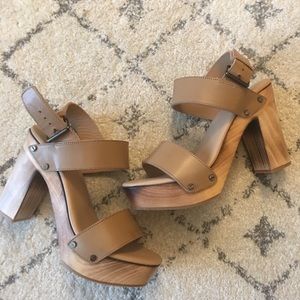 Vince Nude leather heels