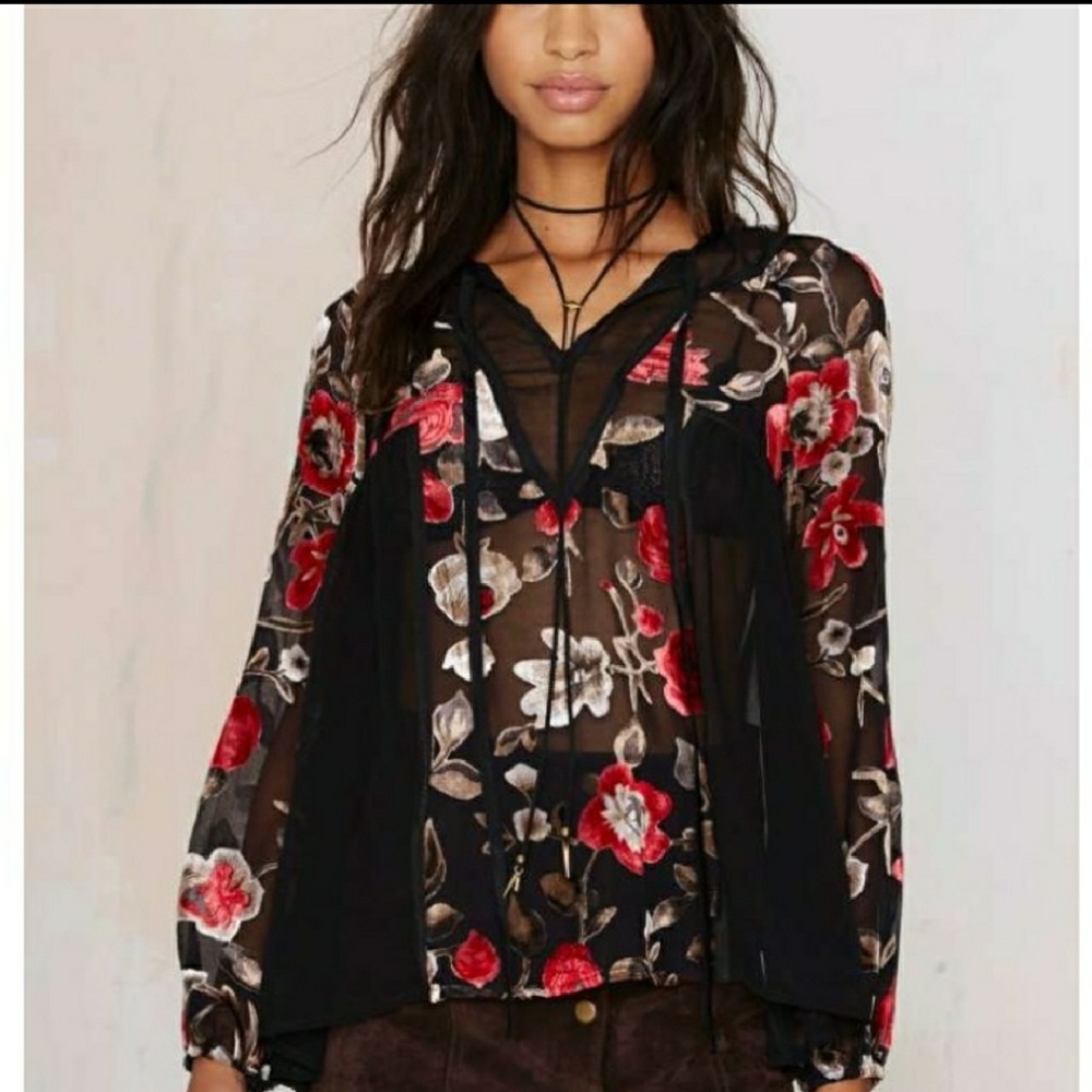 Nasty Gal Eleanor velvet floral blouse
