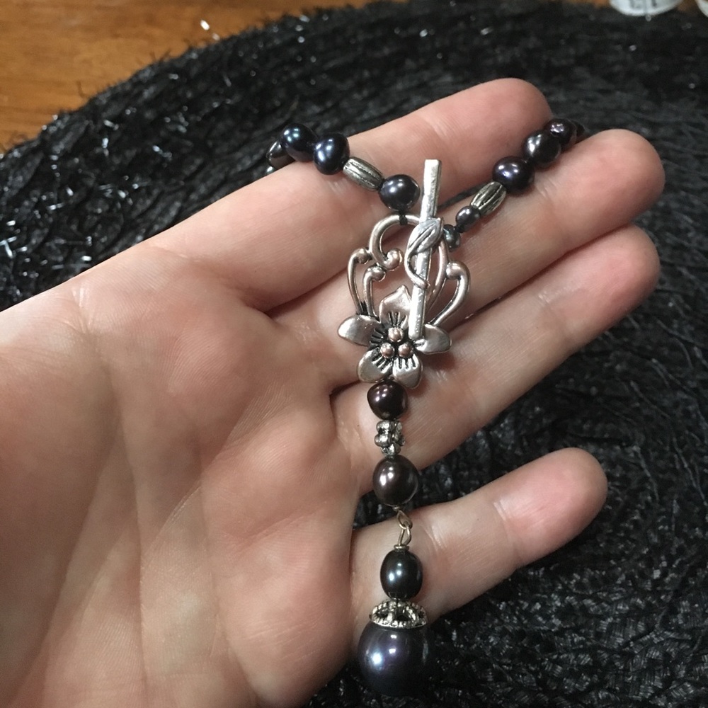 Pearl toggle necklace