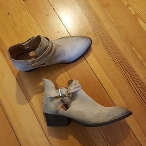 Rebel soft leather booties in ash grey.