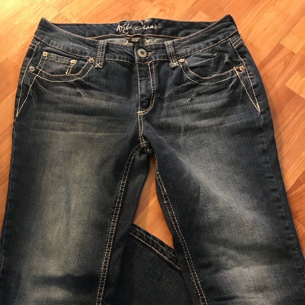 Women’s jeans