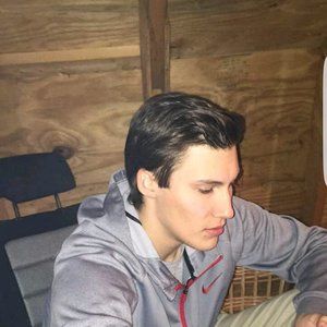 Meet your Posher, Daniel