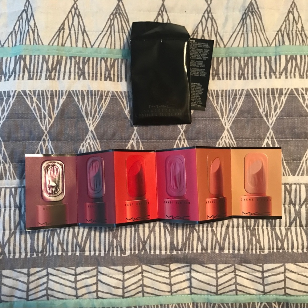 MAC Lipstick & Eau de Perfume Sampler